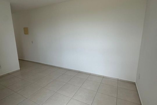 Apartamento para alugar com 2 quartos, 46m² em Jardim Maranata, Goiânia
