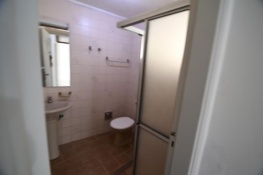 Banheiro de apartamento à venda com 2 quartos, 68m² em Chácara da Barra, Campinas