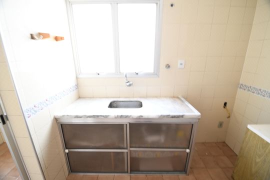 Cozinha de apartamento à venda com 2 quartos, 68m² em Chácara da Barra, Campinas