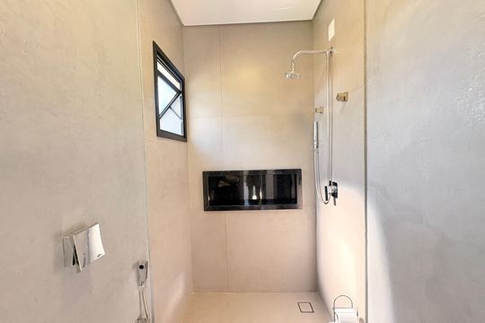 Banheiro Social  de casa de condomínio à venda com 4 quartos, 500m² em Jardim Samambaia, Jundiaí