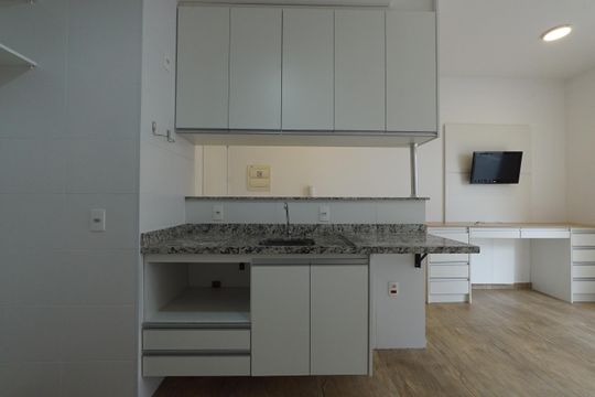 Cozinha de kitnet/studio à venda com 1 quarto, 30m² em Liberdade, São Paulo
