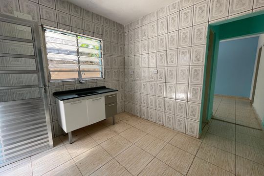 Cozinha de casa para alugar com 2 quartos, 125m² em Jardim Lina, Cotia