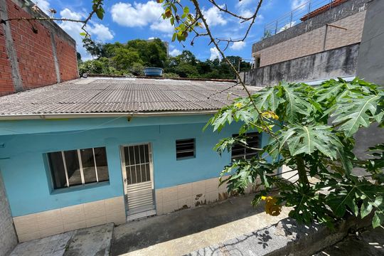 Casa para alugar com 2 quartos, 125m² em Jardim Lina, Cotia