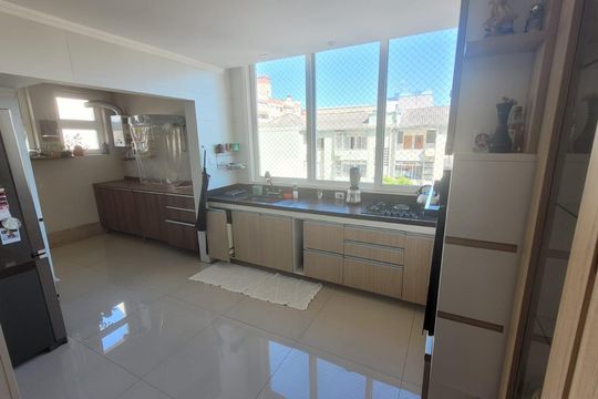 Apartamento à venda com 3 quartos, 142m² em Cidade Baixa, Porto Alegre