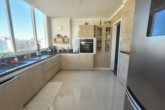 Apartamento à venda com 3 quartos, 142m² em Cidade Baixa, Porto Alegre