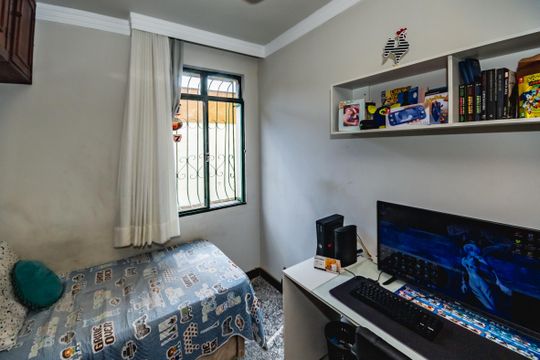 Apartamento para alugar com 3 quartos, 92m² em Vila Cloris, Belo Horizonte