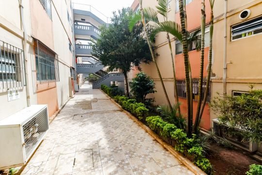 Área comum de apartamento para alugar com 3 quartos, 59m² em Parque Pinheiros, Taboão da Serra