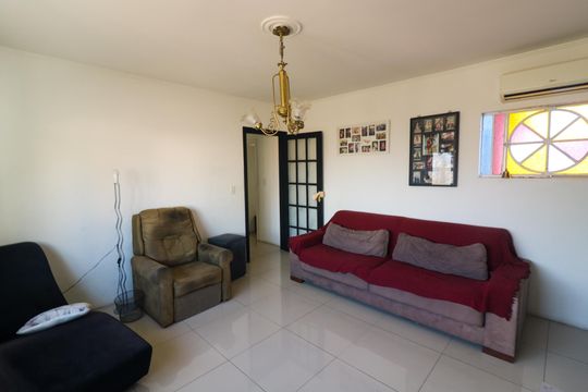 Sala 2 de casa à venda com 6 quartos, 329m² em Cavalhada, Porto Alegre