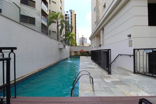 Área Comum - Piscina de apartamento para alugar com 1 quarto, 40m² em Indianópolis, São Paulo