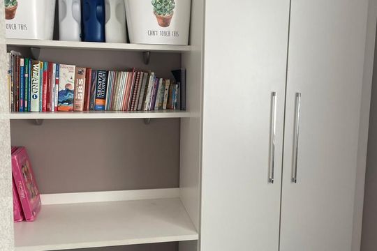 Quarto de apartamento à venda com 2 quartos, 122m² em Camboinhas, Niterói