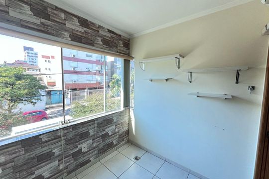Varanda da Sala de apartamento para alugar com 2 quartos, 58m² em Jardim Botânico, Porto Alegre