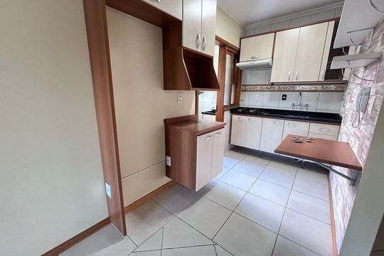 Cozinha de apartamento para alugar com 2 quartos, 58m² em Jardim Botânico, Porto Alegre