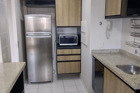 Cozinha de apartamento para alugar com 1 quarto, 58m² em Jardim Botânico, Porto Alegre