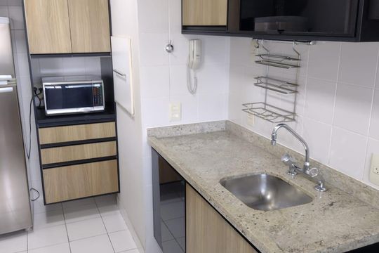 Cozinha de apartamento para alugar com 1 quarto, 58m² em Jardim Botânico, Porto Alegre