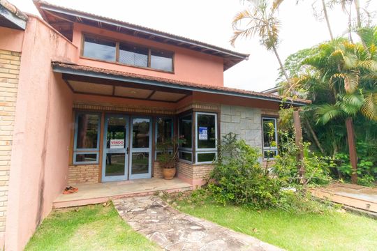 Casa de Condomínio para alugar com 4 quartos, 270m² em Várzea das Moças, Niterói