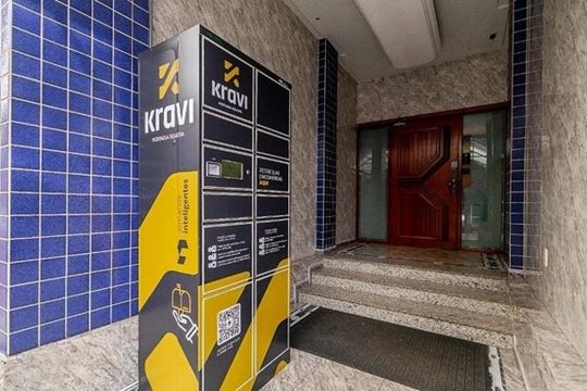 Hall de apartamento para alugar com 2 quartos, 80m² em Petrópolis, Porto Alegre