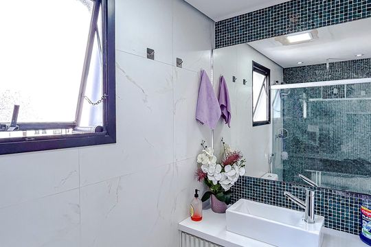 Banheiro da Suíte 1 de apartamento à venda com 2 quartos, 93m² em Vila Gomes Cardim, São Paulo