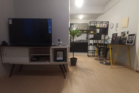 Sala de apartamento para alugar com 1 quarto, 40m² em Centro Histórico, Porto Alegre