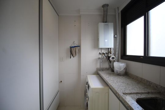 Área de Serviço de apartamento à venda com 2 quartos, 82m² em Três Figueiras, Porto Alegre