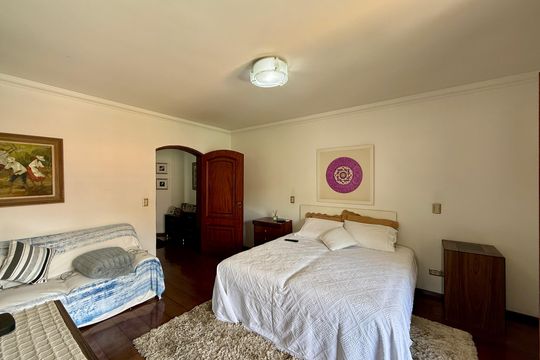 Suíte 4 de casa à venda com 6 quartos, 500m² em Santo Amaro, São Paulo