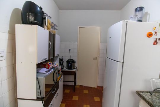 Cozinha de apartamento à venda com 3 quartos, 90m² em Centro, Niterói