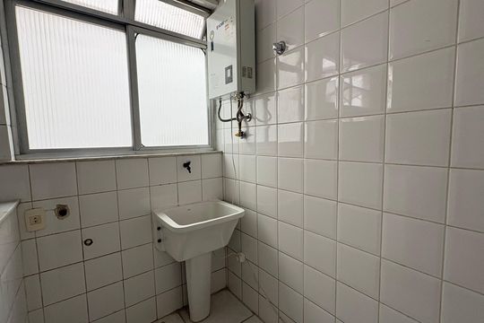 Área de serviço de apartamento para alugar com 2 quartos, 83m² em Recreio dos Bandeirantes, Rio de Janeiro
