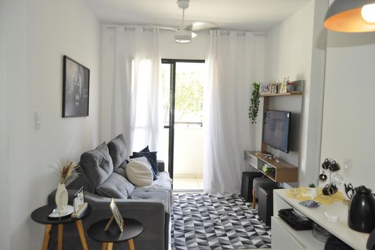 Apartamento à venda com 2 quartos, 56m² em Del Castilho, Rio de Janeiro