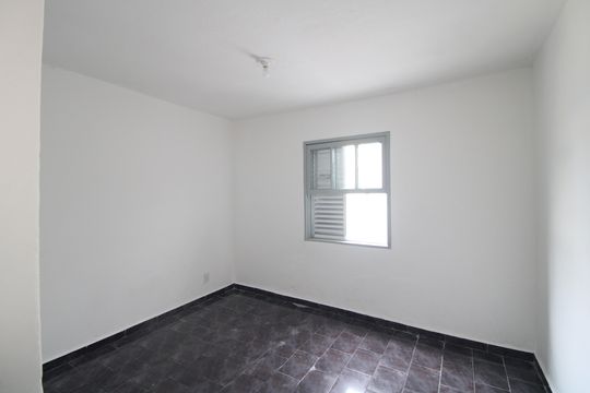 Casa para alugar com 1 quarto, 50m² em Jardim Pedreira, São Paulo