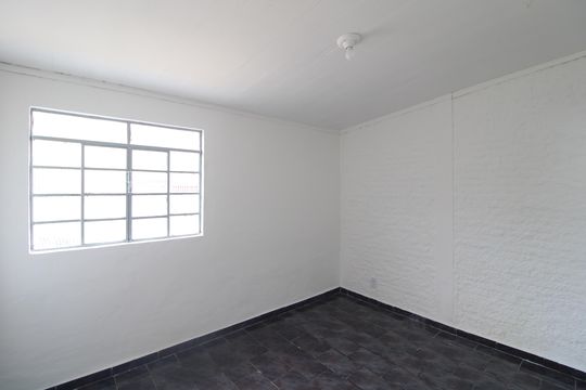 Casa para alugar com 1 quarto, 50m² em Jardim Pedreira, São Paulo