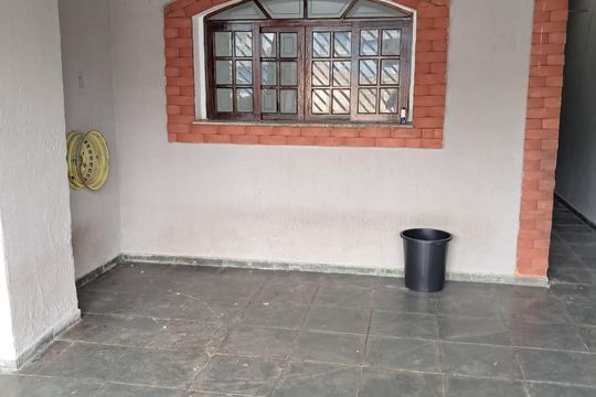 Casa para alugar com 3 quartos, 277m² em Vila Camilópolis, Santo André