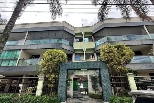 Fachada de apartamento para alugar com 2 quartos, 70m² em Recreio dos Bandeirantes, Rio de Janeiro