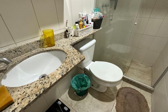 Banheiro quarto 2 de apartamento para alugar com 2 quartos, 70m² em Recreio dos Bandeirantes, Rio de Janeiro