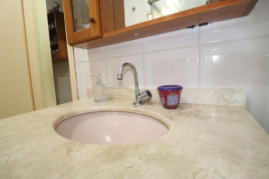 Banheiro  de casa à venda com 2 quartos, 125m² em Jardim Utinga, Santo André