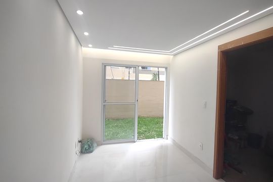 Apartamento à venda com 2 quartos, 58m² em Vila Palmares, São Caetano do Sul