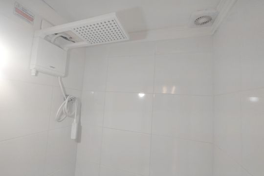Banheiro de apartamento à venda com 2 quartos, 58m² em Vila Palmares, São Caetano do Sul