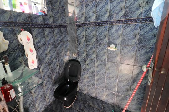 Banheiro 1 de casa à venda com 5 quartos, 220m² em Bussocaba, Osasco