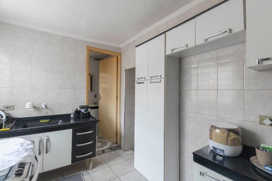 Cozinha de casa à venda com 13 quartos, 490m² em Chácara Mafalda, São Paulo