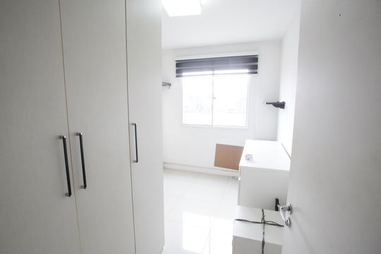 Quarto 2 de apartamento à venda com 3 quartos, 74m² em Taquara, Rio de Janeiro