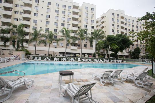 Área comum - Piscina de apartamento à venda com 3 quartos, 74m² em Taquara, Rio de Janeiro