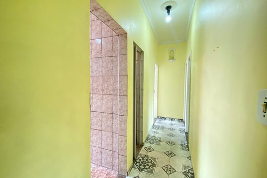 Corredor de apartamento à venda com 3 quartos, 72m² em Água Santa, Rio de Janeiro