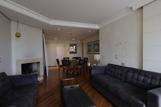 Apartamento para alugar com 4 quartos, 127m² em Morumbi, São Paulo