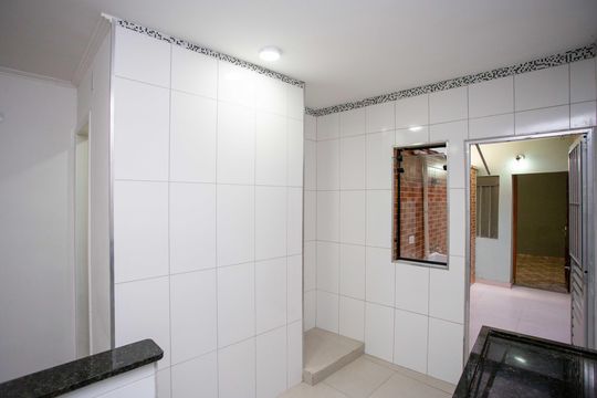 Cozinha de apartamento para alugar com 1 quarto, 45m² em Taboão, Diadema