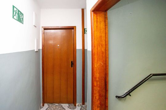 Hall de entrada de apartamento para alugar com 1 quarto, 45m² em Taboão, Diadema