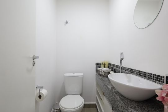 Lavabo de apartamento à venda com 4 quartos, 125m² em Jardim Vazani, São Paulo