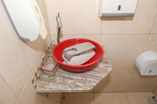 Casa 3 - Sala Comercial - Banheiro de casa à venda com 3 quartos, 230m² em Vila Romana, São Paulo