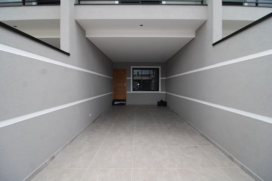Garagem de casa à venda com 3 quartos, 150m² em Jardim Paraíso, São Paulo
