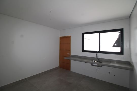 Cozinha de casa à venda com 3 quartos, 150m² em Jardim Paraíso, São Paulo