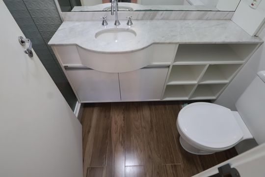 Banheiro da Suíte de apartamento à venda com 2 quartos, 97m² em Marechal Rondon, Canoas