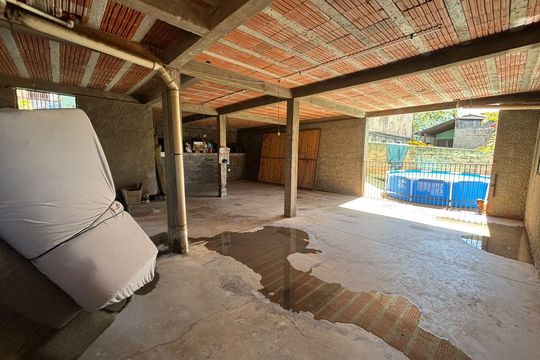 Casa à venda com 3 quartos, 180m² em Rincão, Novo Hamburgo