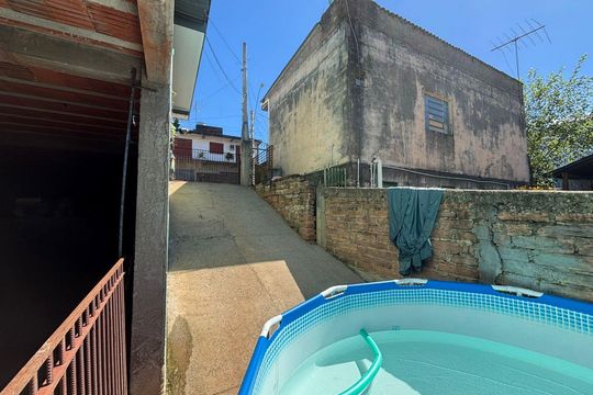 Casa à venda com 3 quartos, 180m² em Rincão, Novo Hamburgo